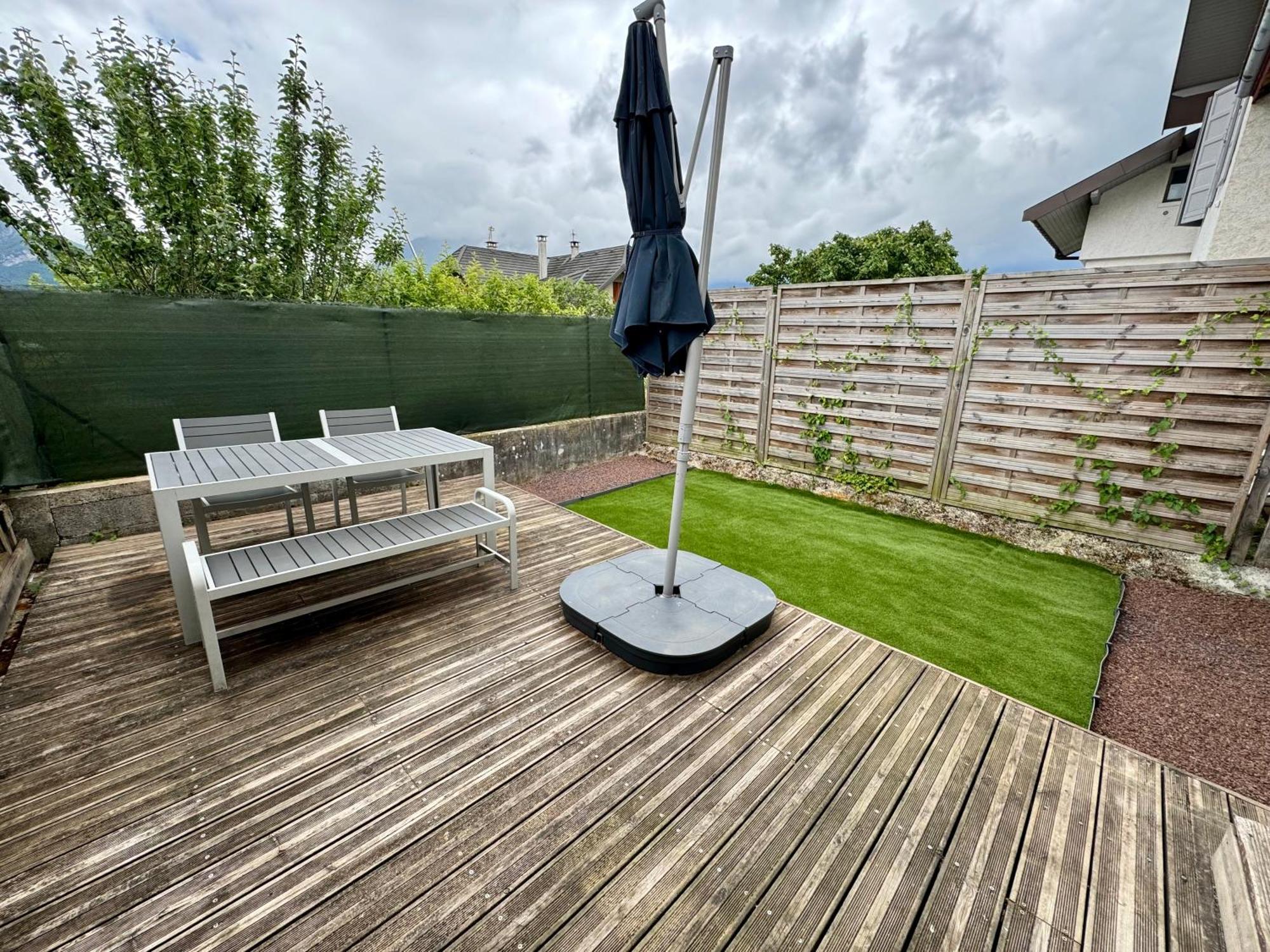 Studio Avec Jardin Proche Lac Saint-Jorioz Exteriér fotografie
